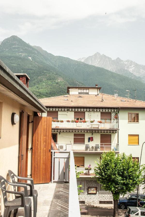 Appartamenti Edolo - A 20 Minuti Da Ponte Di Legno E Aprica Esterno foto